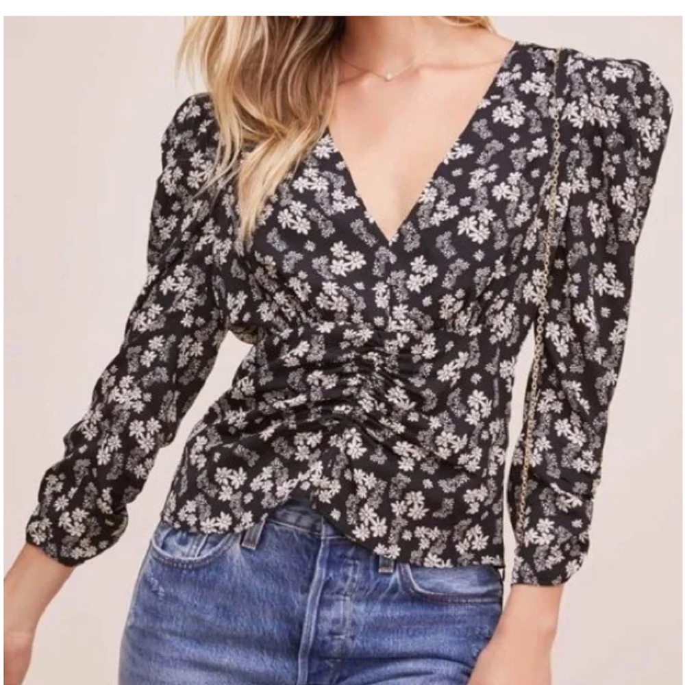 ASTR Shirred black white floral top - S